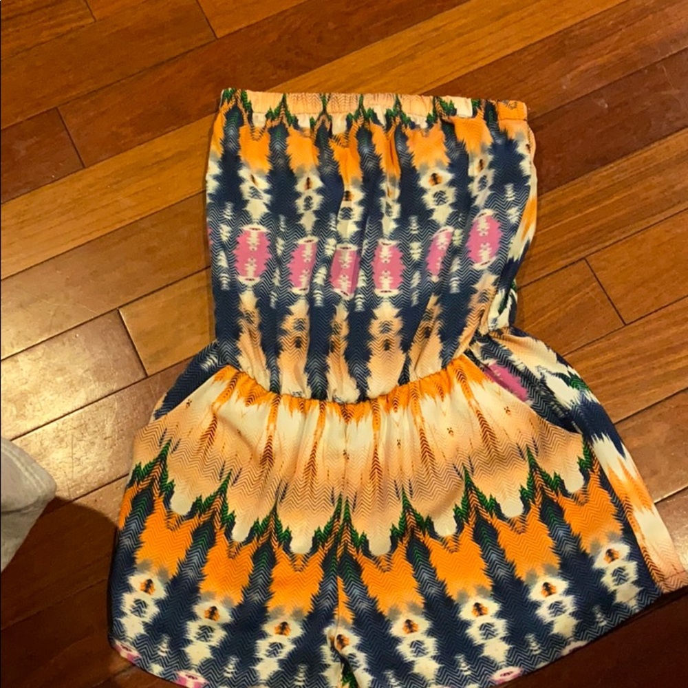 Small romper with cool design